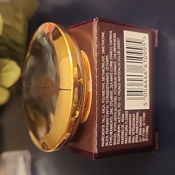 Charlotte Tilbury Mini Airbrush Flawless Finish Setting Powder 3Tan/Dore - Picture 3 of 7